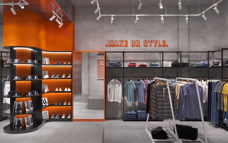 Lucrator Comercial Magazin haine SH - zona Lujerului